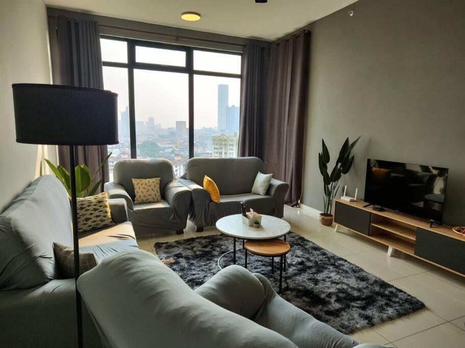 Infinity Pool 2Br Suite 7Pax @Beacon @Georgetown Exterior photo
